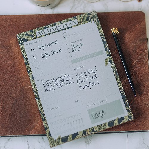 Daily planner jungle couture