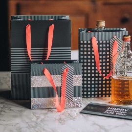 Gift bag set stripes black